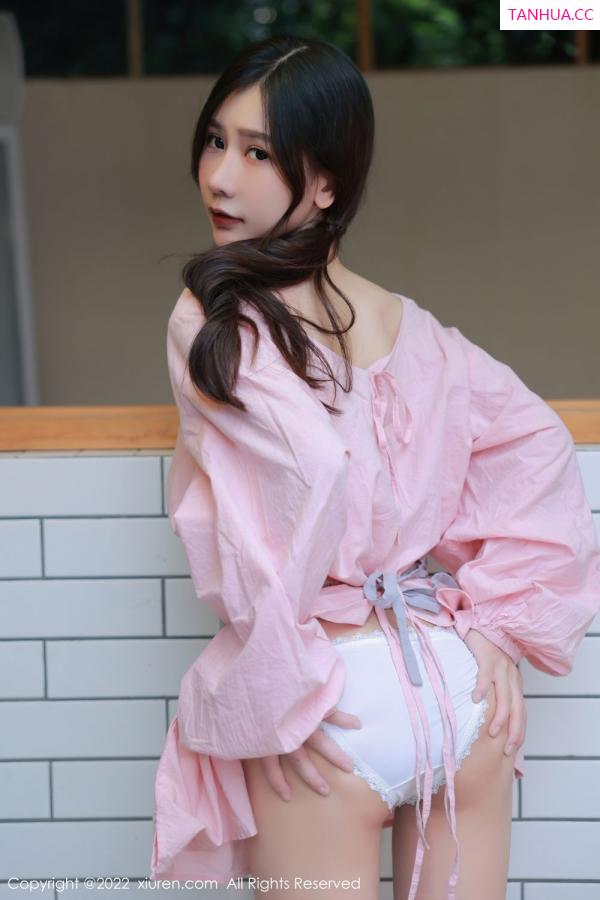 尹甜甜  [XiuRen]高清写真图 2022.10.12 No.5697 尹甜甜第13张图片